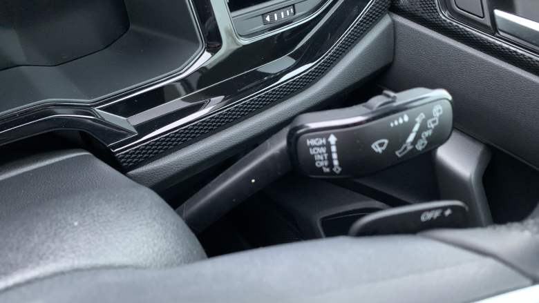 Volkswagen Polo 1.0 TSI Life 5dr DSG Petrol Hatchback